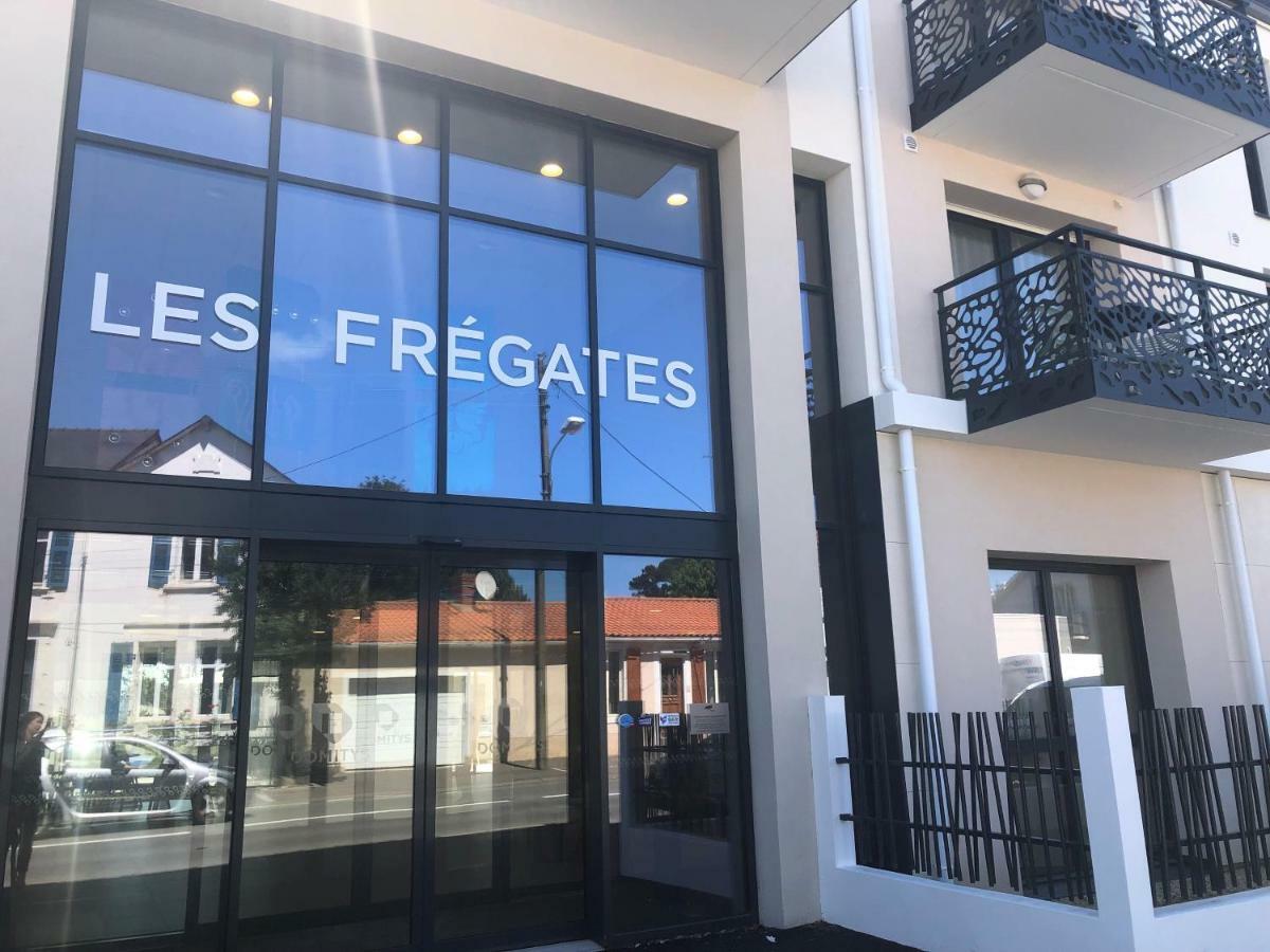 الشقق الفندقية لي سابلِ دولونْفي  Domitys Les Fregates المظهر الخارجي الصورة